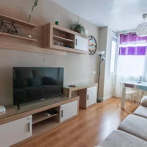 Apartamento Cosy 2br Flat In Nuevo Portil Centre, El Portil